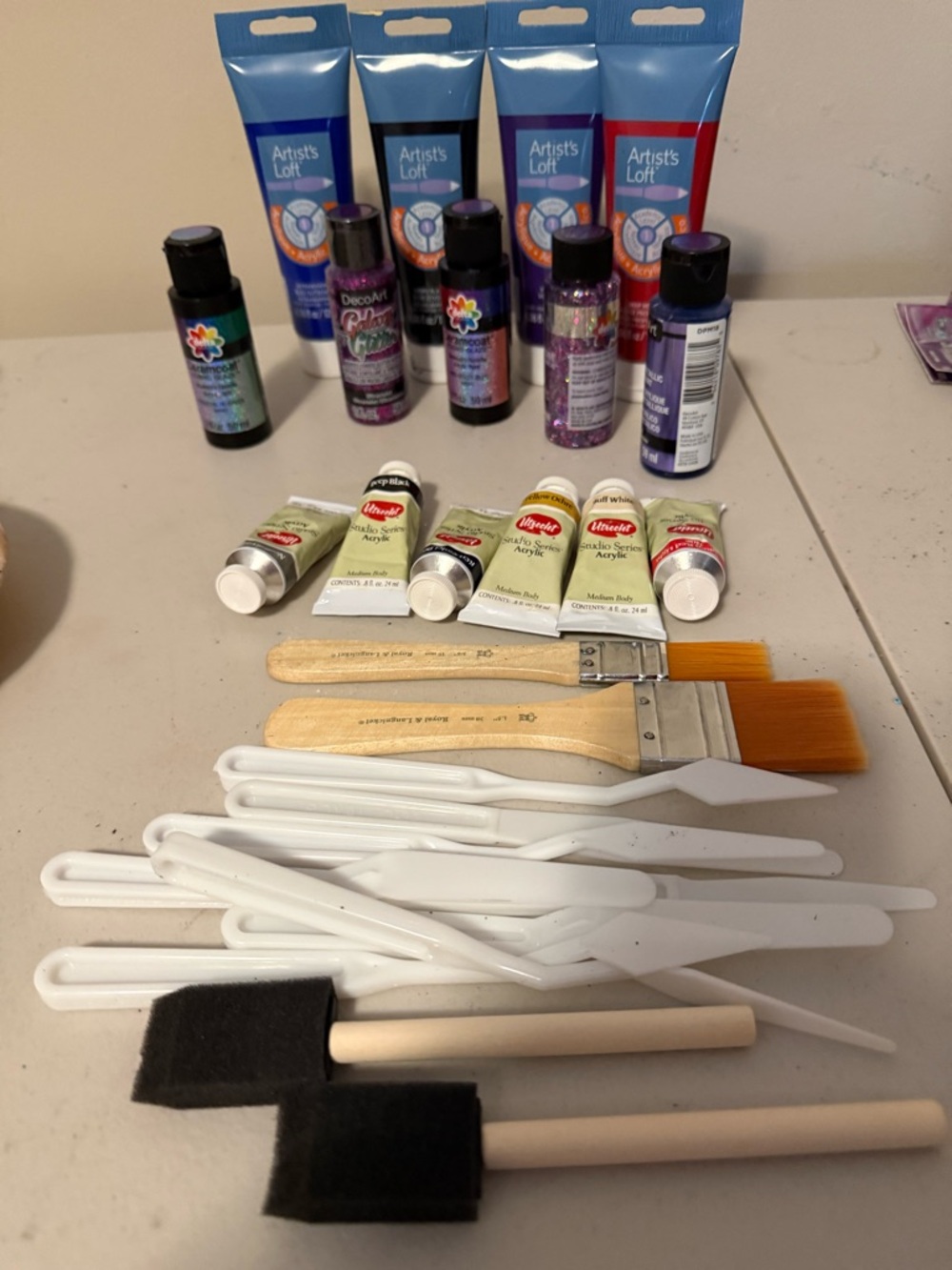 🎨 Crafter’s Acrylic Paint & Tools Bundle Artist’s Loft, DecoArt, Utrecht Brushes